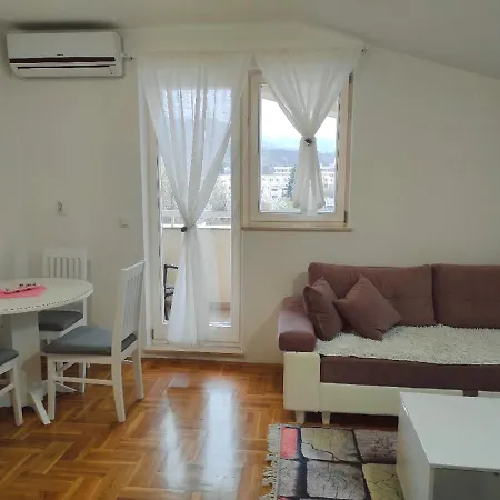 Tara דירה Lukavica